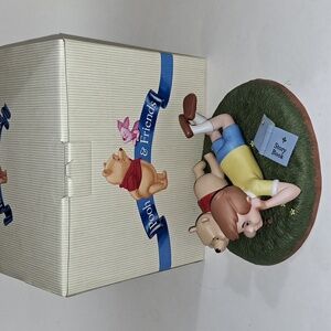Disney Winnie the Pooh & Friends What I like Best is being with you figurine NEW